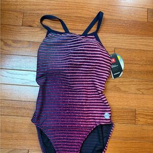 NWT Tyr Flux Diamond Controlfit size 6